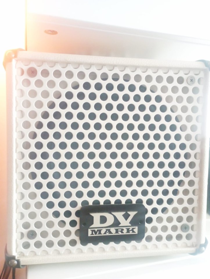 DV Mark Little Jazz (Combo 80W) - Impecable de segunda mano · Foto 1 de 2 · SC Tenerife · 300 €