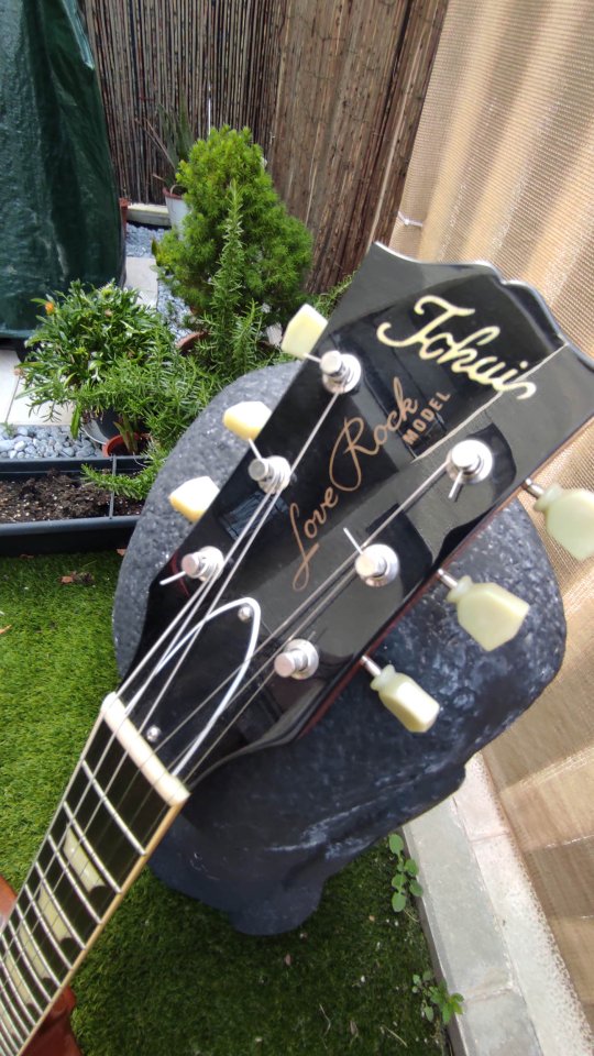 Tokai LOVE ROCK de segunda mano · Foto 4 de 5 · Madrid · 950 €