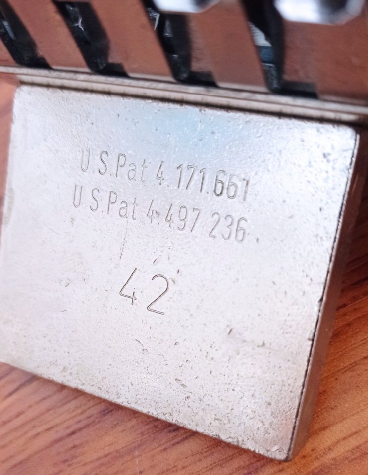 Puente para guitarra eléctrica Floyd Rose Original de segunda mano · Foto 4 de 9 · Cuenca · 225 €
