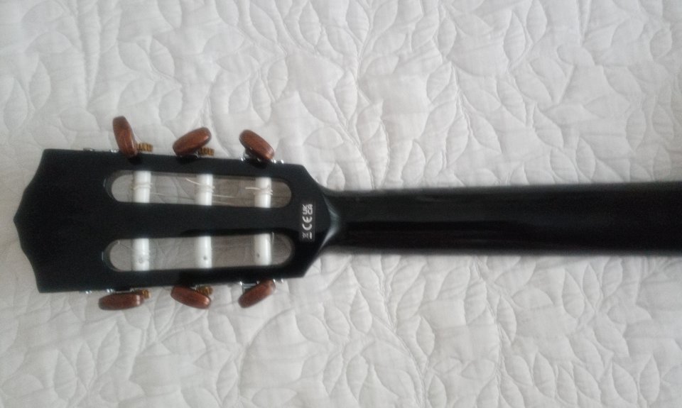 Fender CN-140SCE Guitarra Electro Acústica Black con Estuche de segunda mano · Foto 6 de 10 · Huelva · 280 €