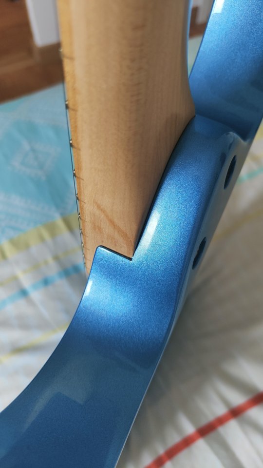 IBANEZ RGR465M SODA BLUE de segunda mano · Foto 4 de 10 · León · 410 €