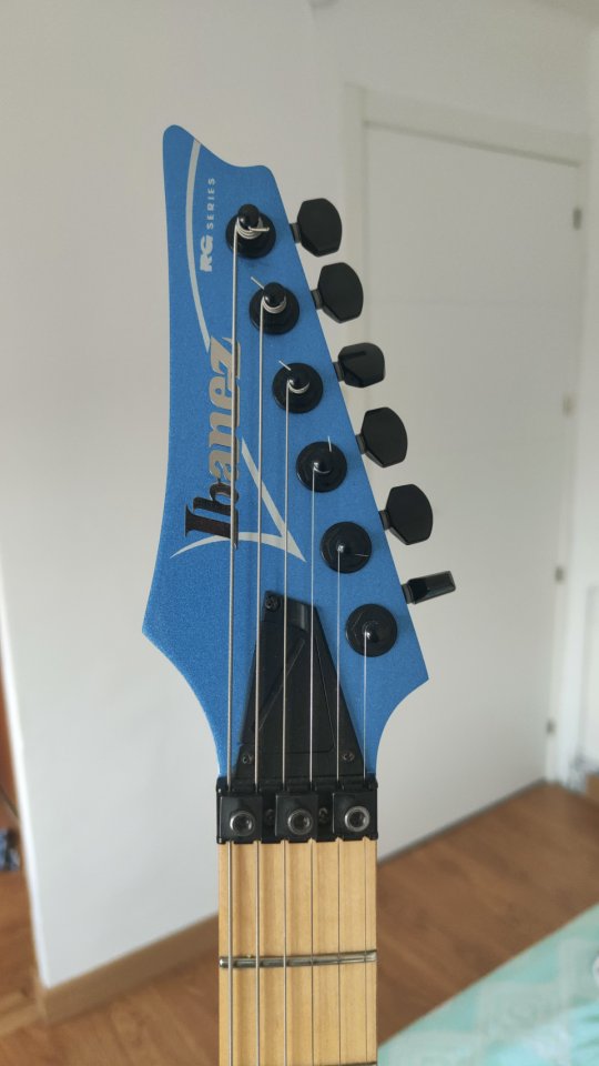 IBANEZ RGR465M SODA BLUE de segunda mano · Foto 6 de 10 · León · 410 €