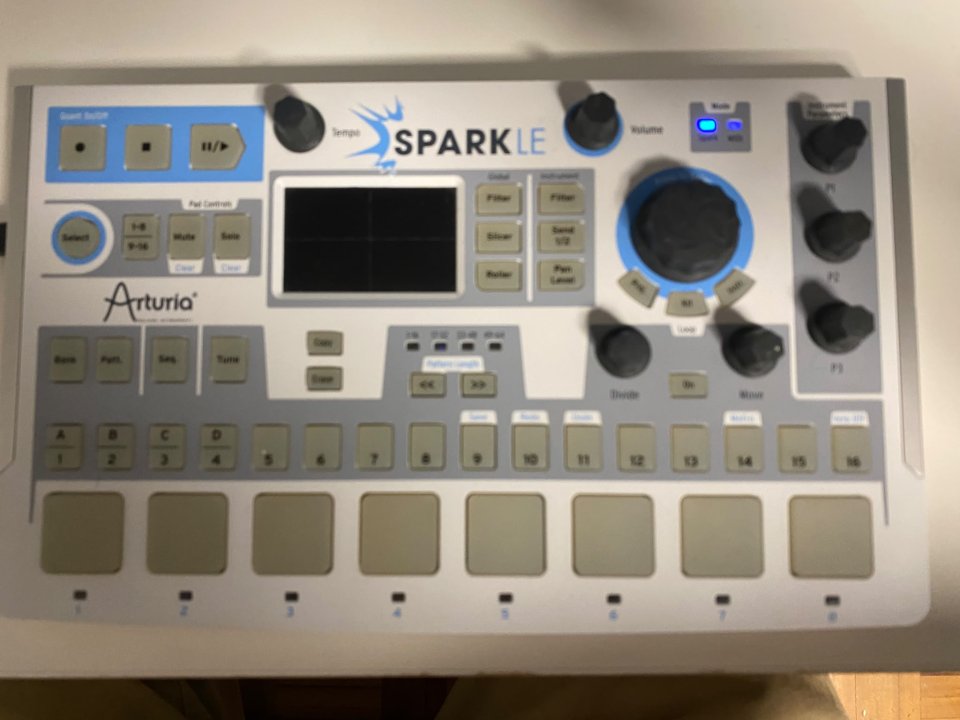 Arturia Spark le de segunda mano · Foto 2 de 2 · Madrid · 75 €