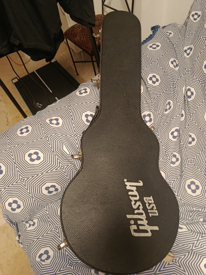 Gibson LP Studio muy mejorada