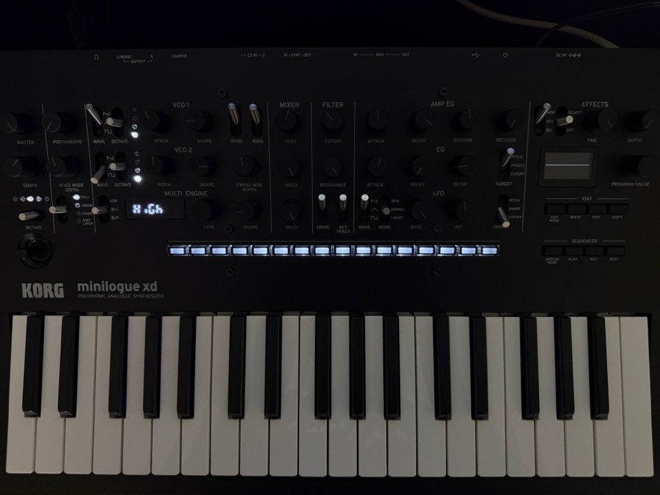 Korg Minilogue XD de segunda mano · Alicante · 350 €