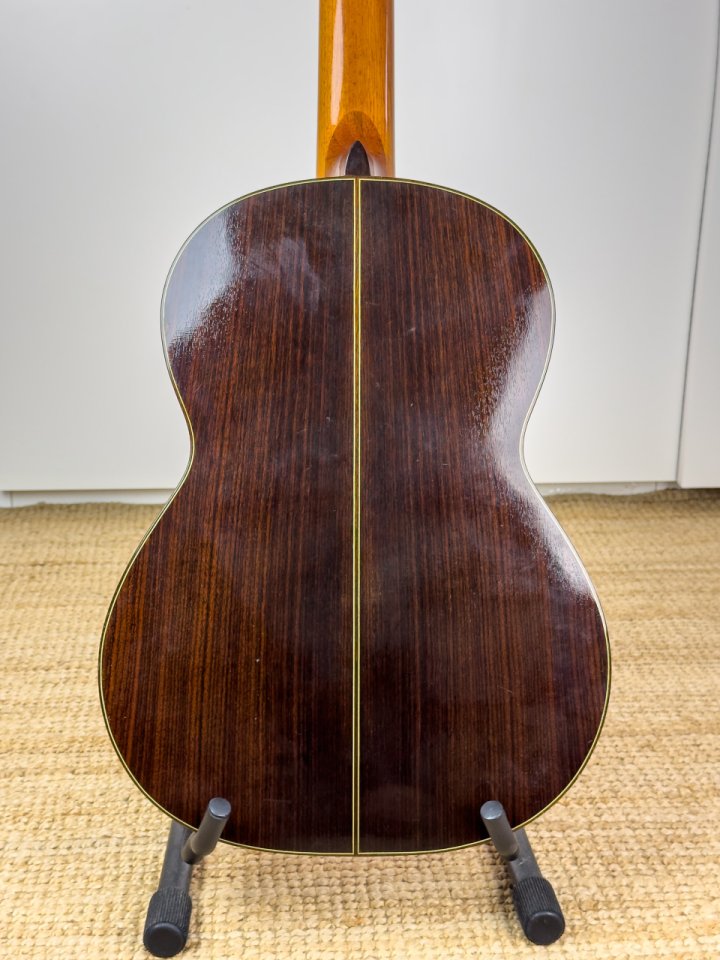 Guitarra clasica-flamenca Antonio Picado 40 solida de segunda mano · Foto 7 de 10 · Tarragona · 450 €