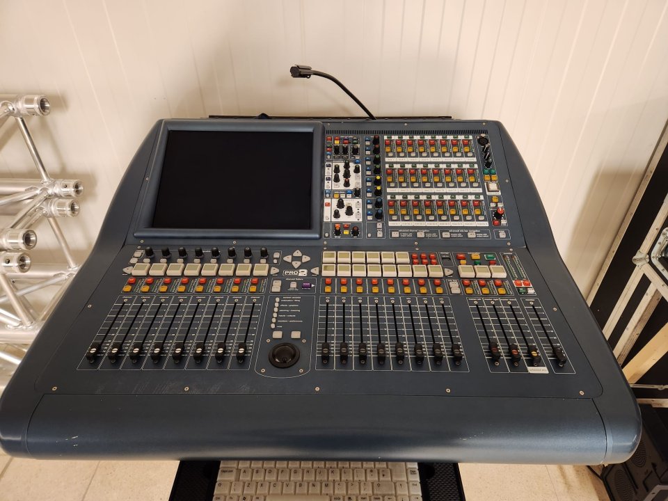 Vendo MIDAS PRO2 y DL251 de segunda mano · Foto 1 de 3 · Jaén · 8000 €