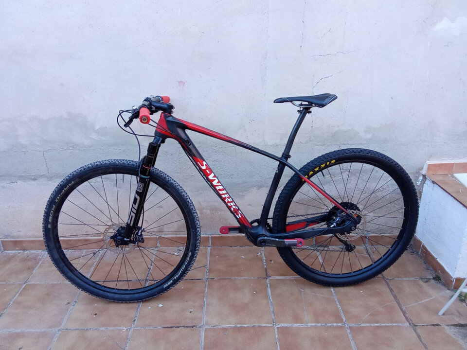 Cambio bicicletas por guitarras