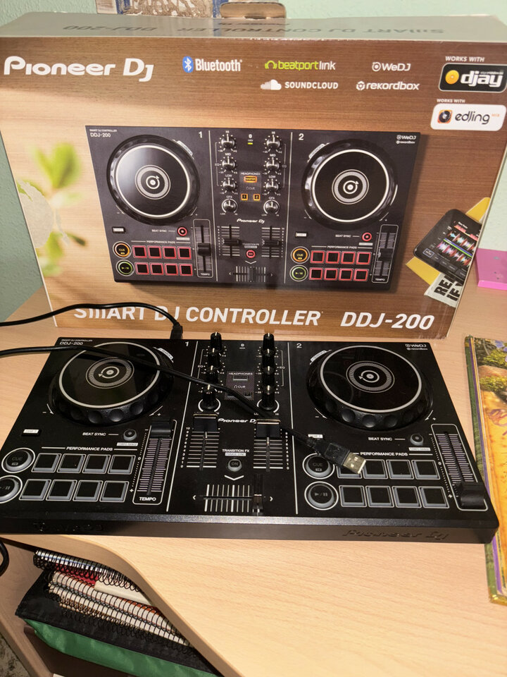 Pioneer D- Dj 200