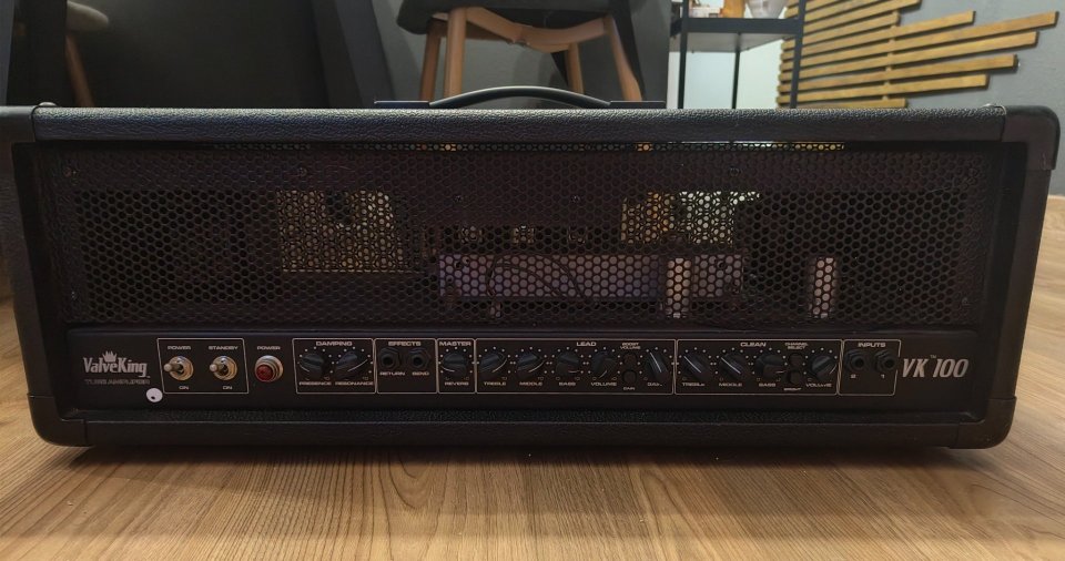 Amplificador de Guitarra Peavey Valveking VK100