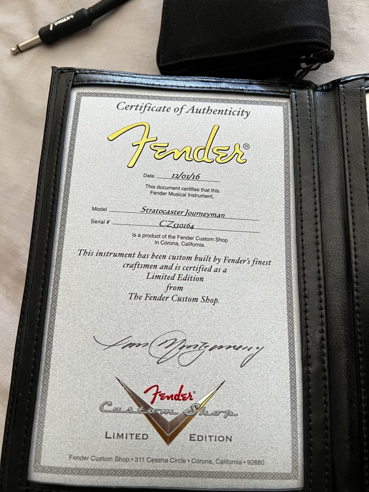 Vendo Fender Stratocaster Custom Shop Journeyman Relic White Blonde de la NAMM de segunda mano · Foto 7 de 9 · Jaén · 5500 €