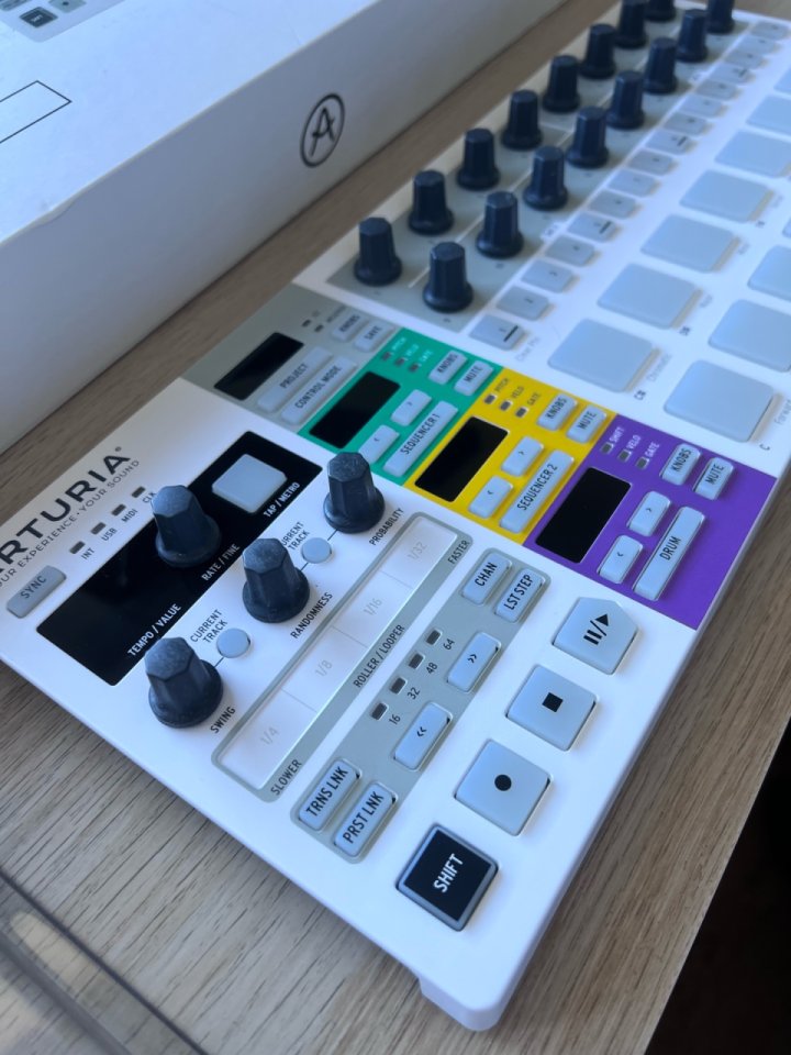 Arturia beatstep pro