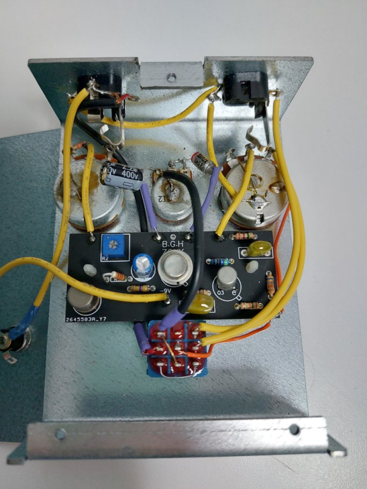 BG Harding Zonk, edición especial de segunda mano · Foto 4 de 4 · Salamanca · 330 €