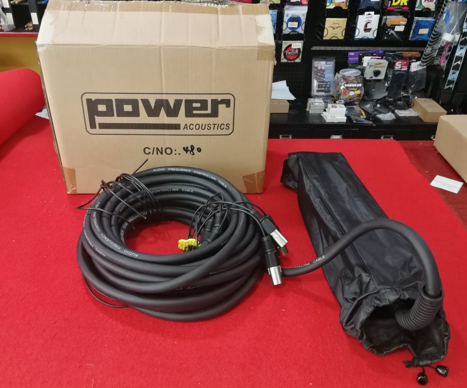 Power Cables Snake 2160 de segunda mano · Foto 1 de 4 · Girona · 69 €