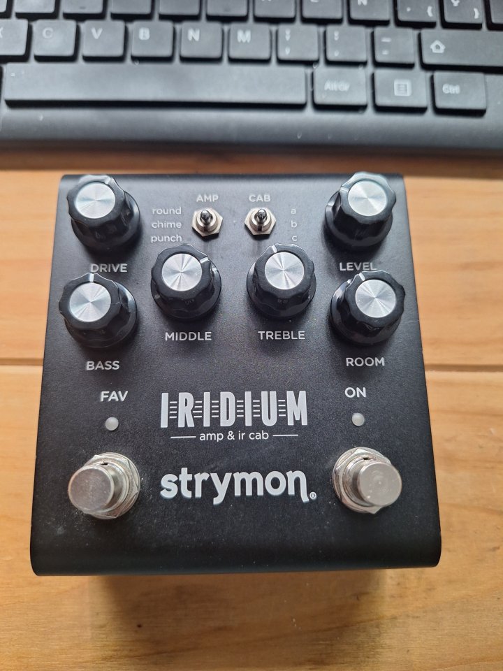 Strymon Iridium Amp & IR Cab de segunda mano · Foto 1 de 8 · Cádiz · 265 €