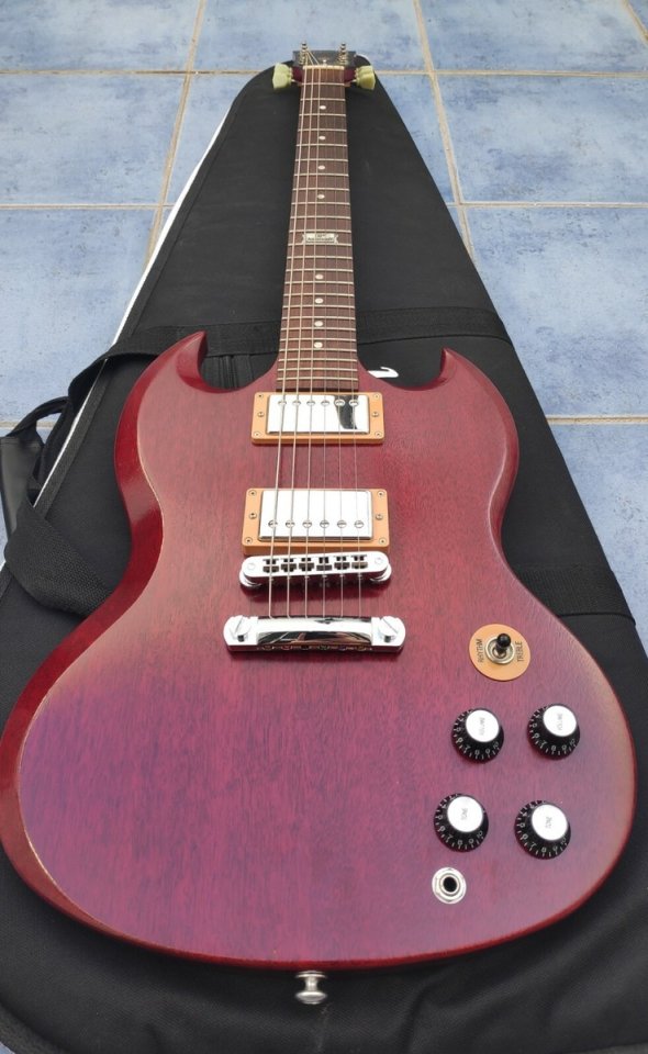 Gibson SG Special 120th Anniversary Vintage Wine Cherry (2014) de segunda mano · Foto 7 de 10 · Sevilla · 1500 €