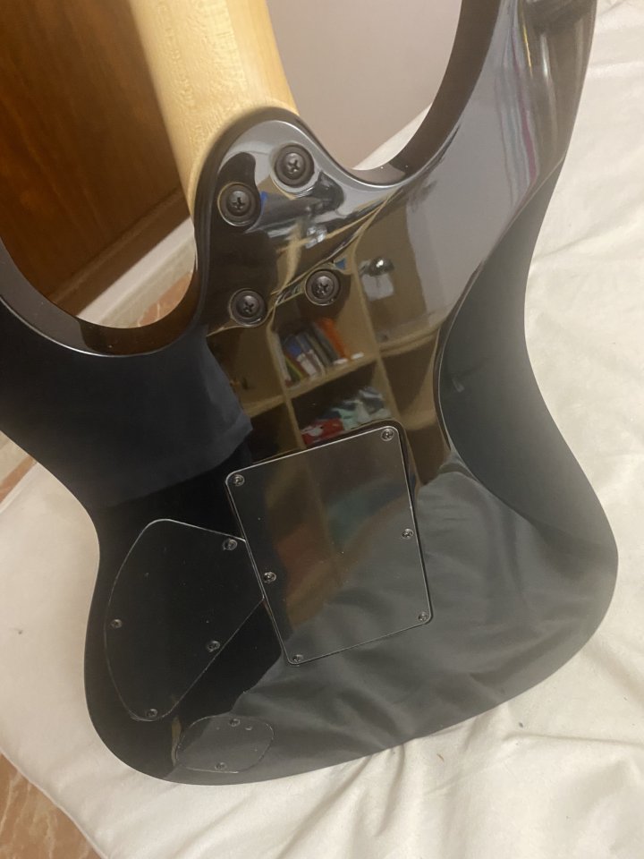 Guitarra cort x custom de segunda mano · Foto 7 de 9 · Illes Balears