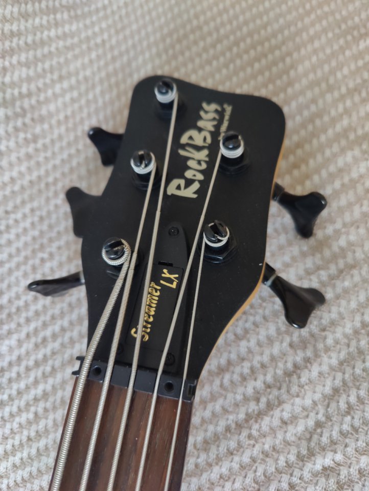 Warwick Rockbass Streamer LX5 EMG