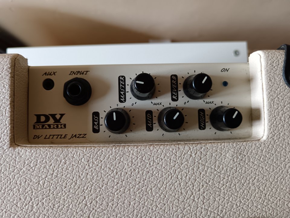 DV Mark Little Jazz + Funda