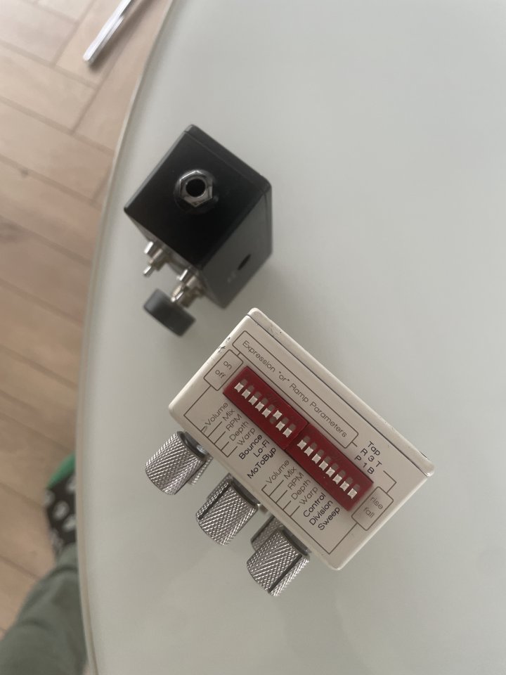 Vibrato/chorus de segunda mano · Foto 2 de 6 · Asturias · 125 €