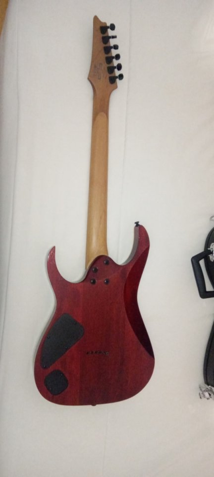 Ibanez RG421HigPerformanceAM-ABL (Dimarzios) de segunda mano · Foto 2 de 7 · Madrid · 500 €