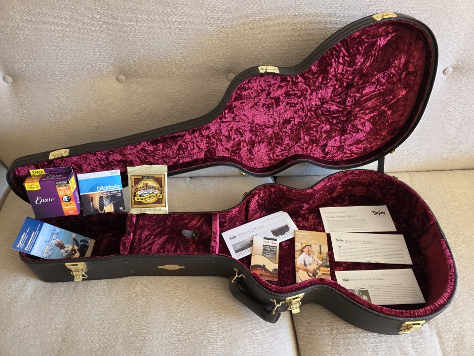 Guitarra acústica Taylor 314ce Grand Auditorium de segunda mano · Foto 2 de 7 · La Rioja · 1450 €