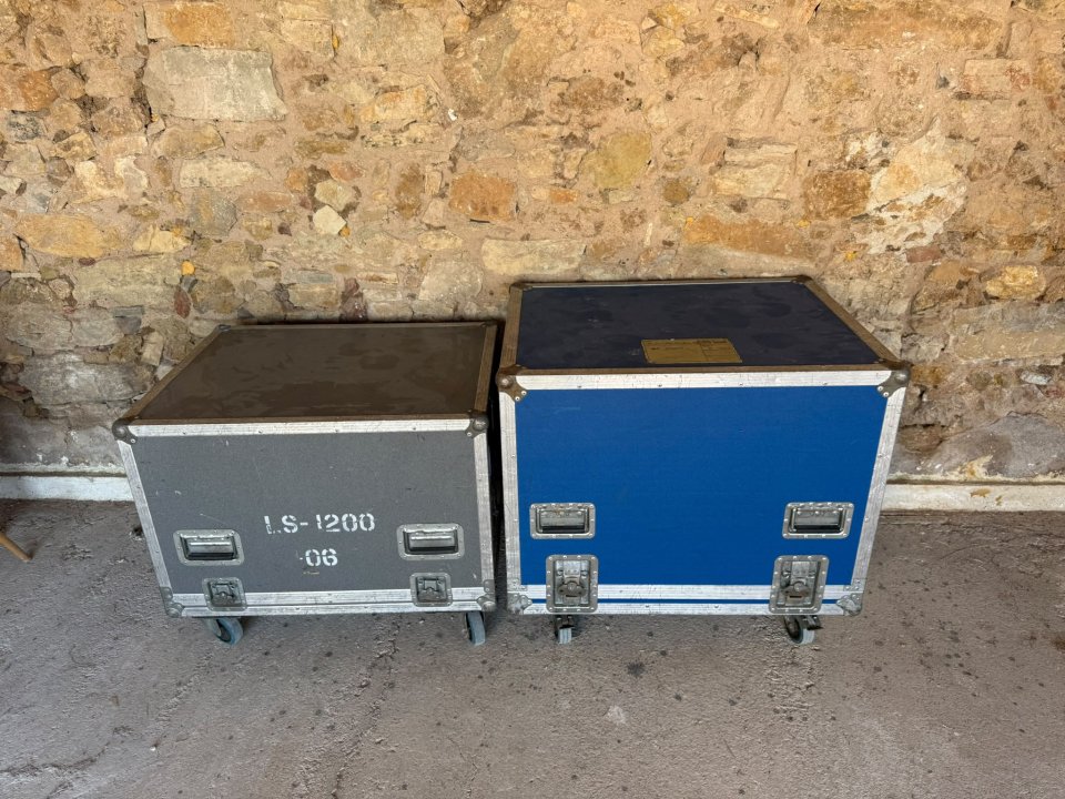 2 Flightcase SUB NEXO LS1200 de segunda mano · Foto 2 de 2 · Barcelona · 150 €