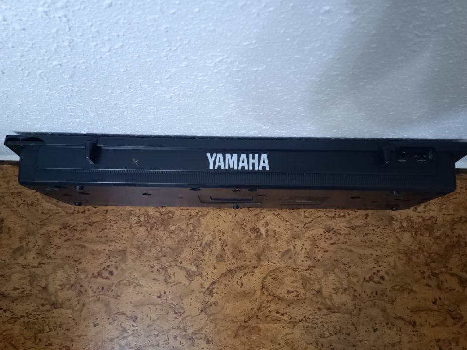 Teclado Yamaha PSR-7 (No funciona)