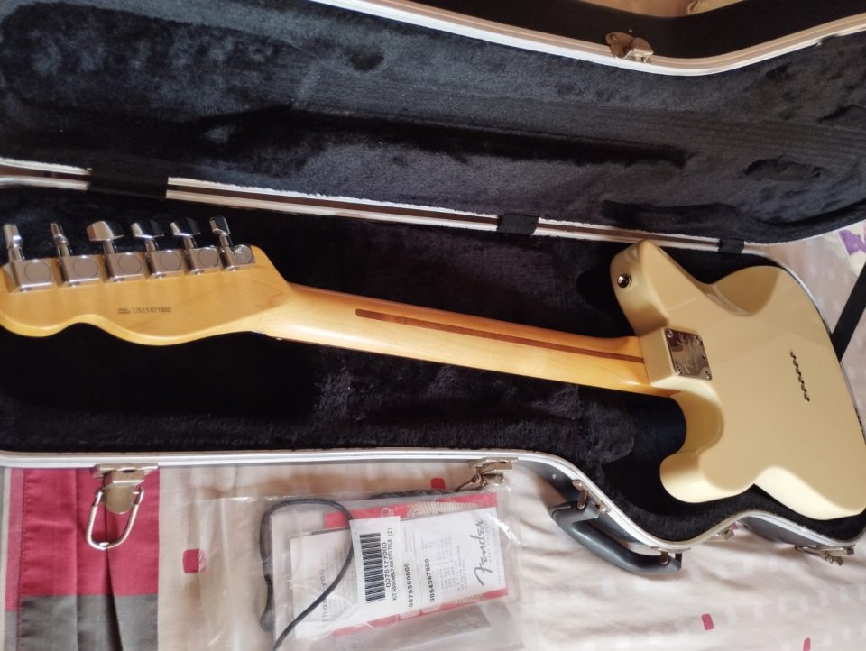 Fender telecaster 2016 Limited Edition American Standard de segunda mano · Foto 2 de 10 · Málaga · 1300 €