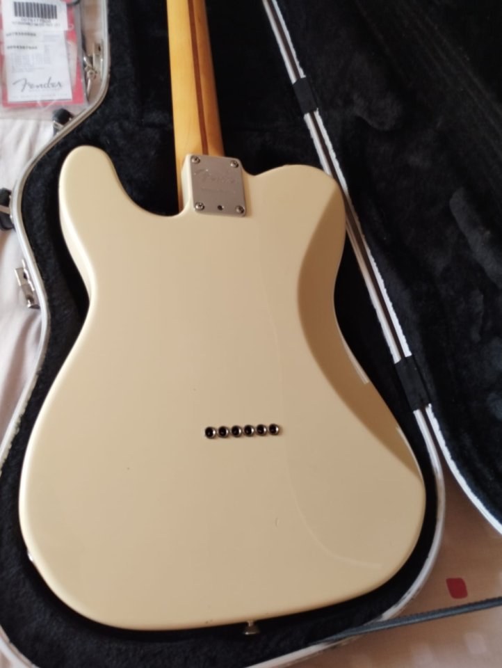 Fender telecaster 2016 Limited Edition American Standard de segunda mano · Foto 3 de 10 · Málaga · 1300 €