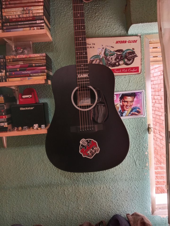 MARTIN & CO.  Johnny Cash Tribute