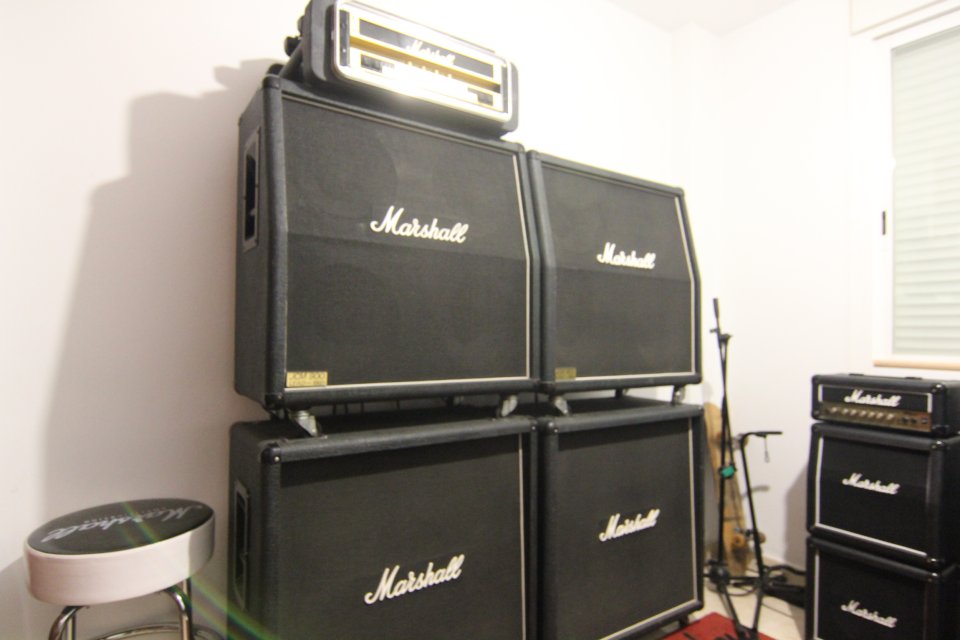 4 pantallas MARSHALL + Etapa MARSHALL 9200