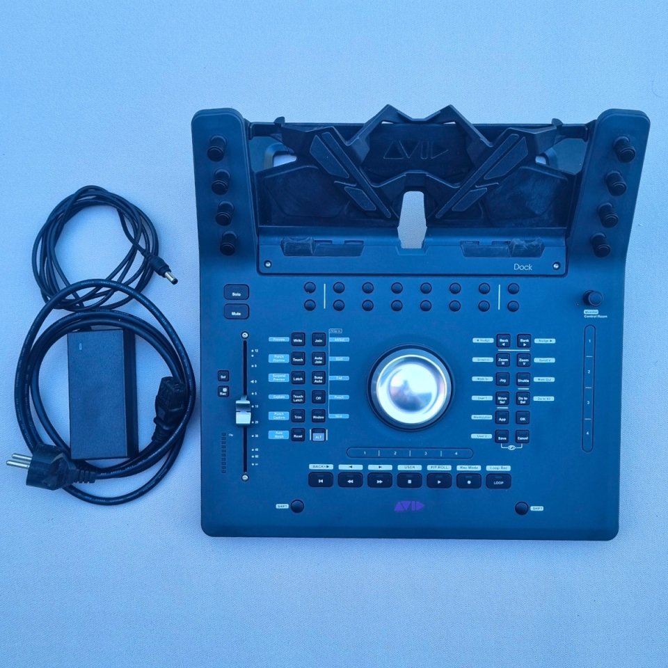 Avid Dock - Superficie de Control DAW - EUCON de segunda mano · Foto 1 de 4 · Pontevedra · 800 €