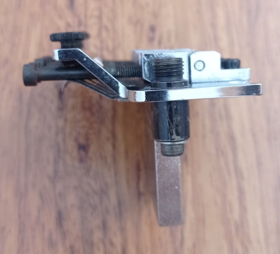 Puente para guitarra eléctrica Floyd Rose Original de segunda mano · Foto 7 de 9 · Cuenca · 225 €