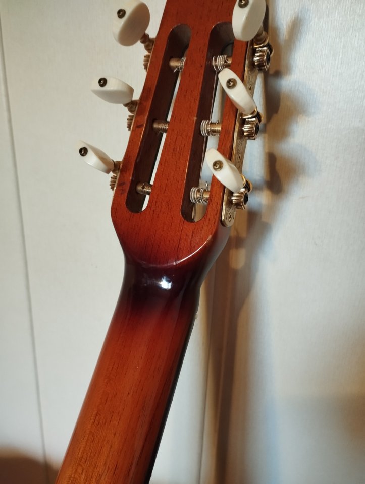 Guitarra Manouche de Gypsy Jazz Olivier Marin.