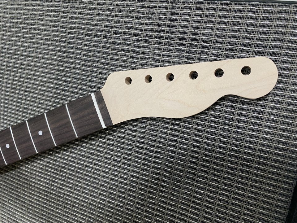 Cuello Telecaster / 21 frets