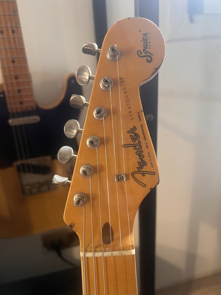 Fender JV 1982 de segunda mano · Foto 5 de 5 · Tarragona · 1900 €