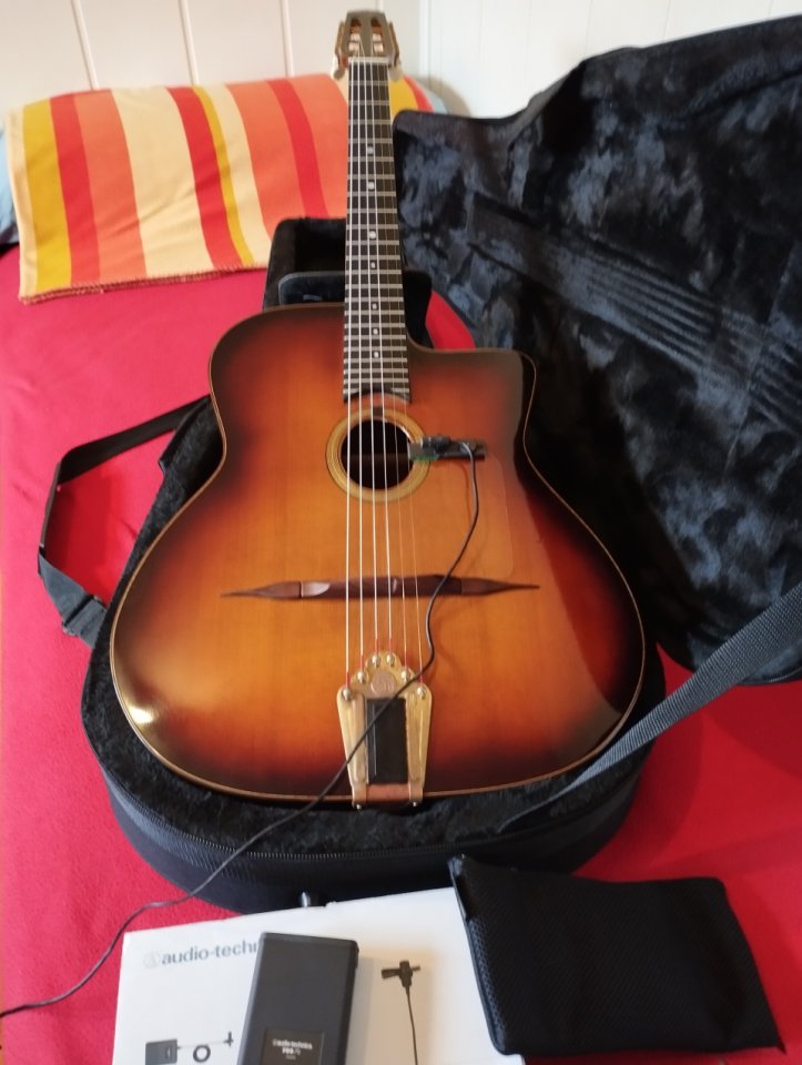 Guitarra Manouche de Gypsy Jazz Olivier Marin.