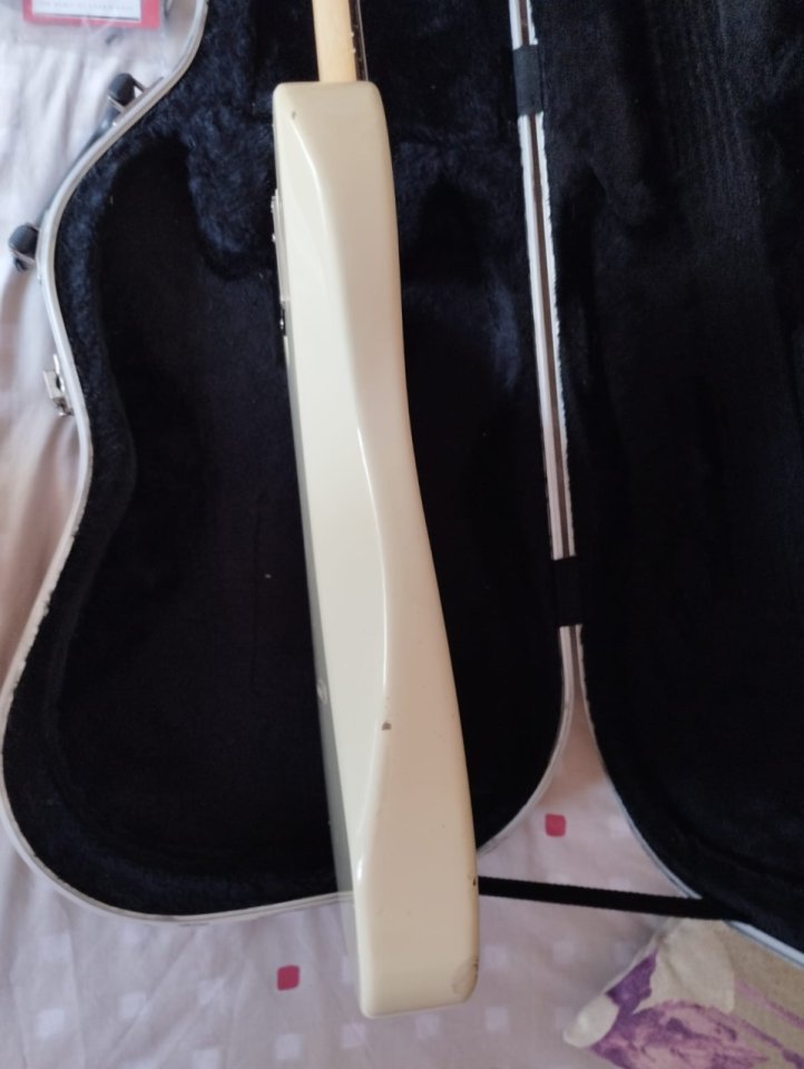 Fender telecaster 2016 Limited Edition American Standard de segunda mano · Foto 9 de 10 · Málaga · 1300 €