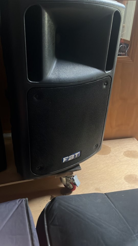 FBT Maxx 6A (solo una) de segunda mano · Foto 1 de 3 · Murcia · 400 €