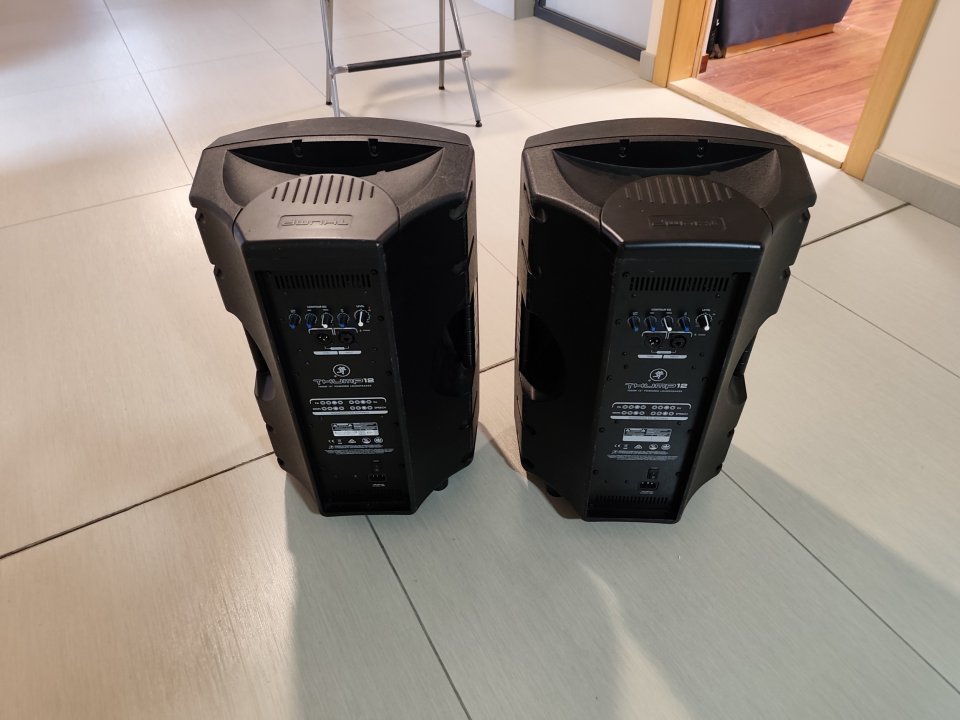Altavoces Mackie Thump 12 de segunda mano · Foto 4 de 6 · Sevilla · 450 €