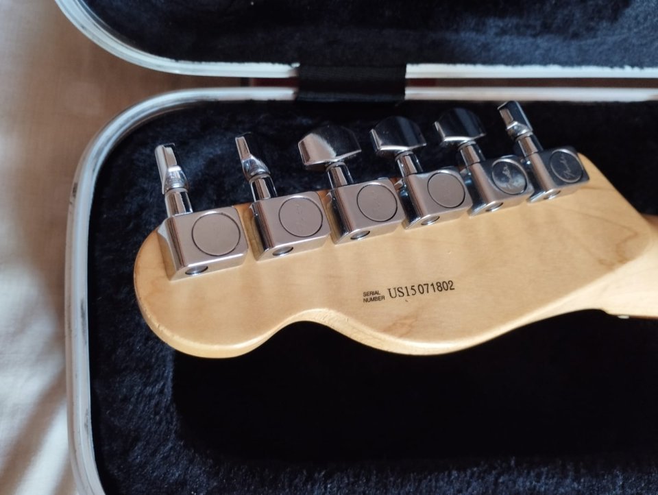 Fender telecaster 2016 Limited Edition American Standard de segunda mano · Foto 10 de 10 · Málaga · 1300 €