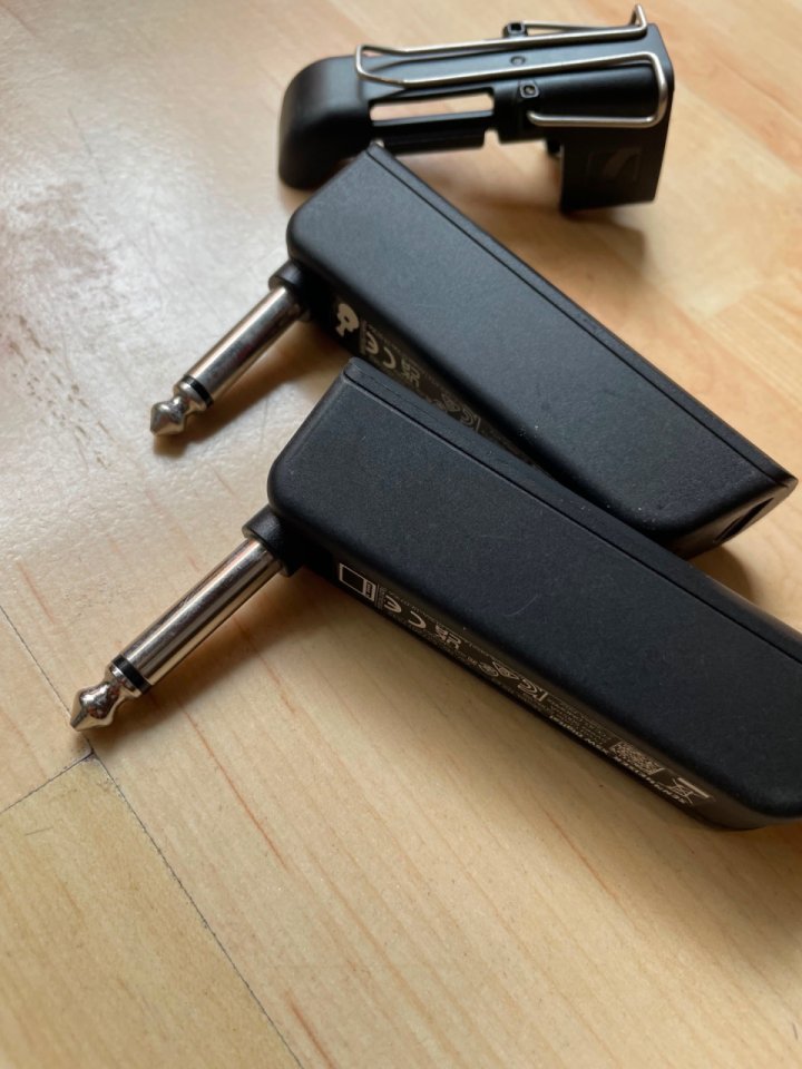 Inalámbrico Sennheiser XSW-D Instrument Base Set de segunda mano · Foto 1 de 3 · Barcelona · 180 €