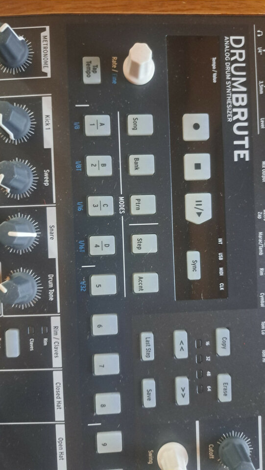 Arturia Drmbrute 2020. Nueva. Vendo o cambio.