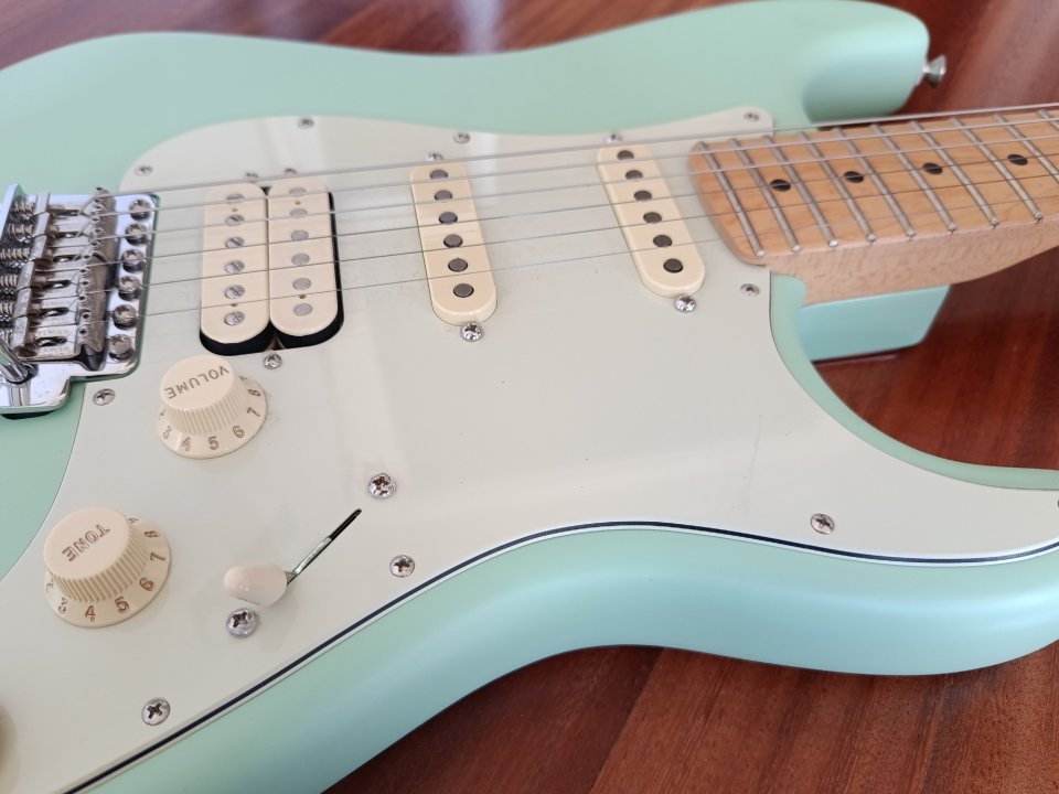 Fender American Performer Stratocaster HSS de segunda mano · Foto 5 de 8 · Bizkaia · 950 €