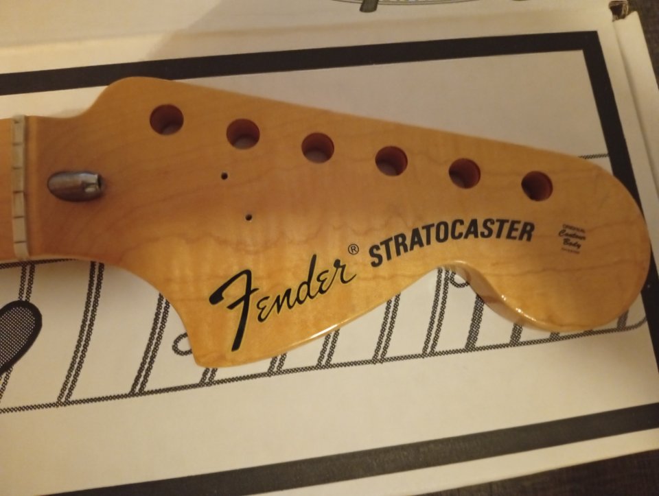 Mastil guitarra Fender stratocaster classic series 70s MIM diapasón arce