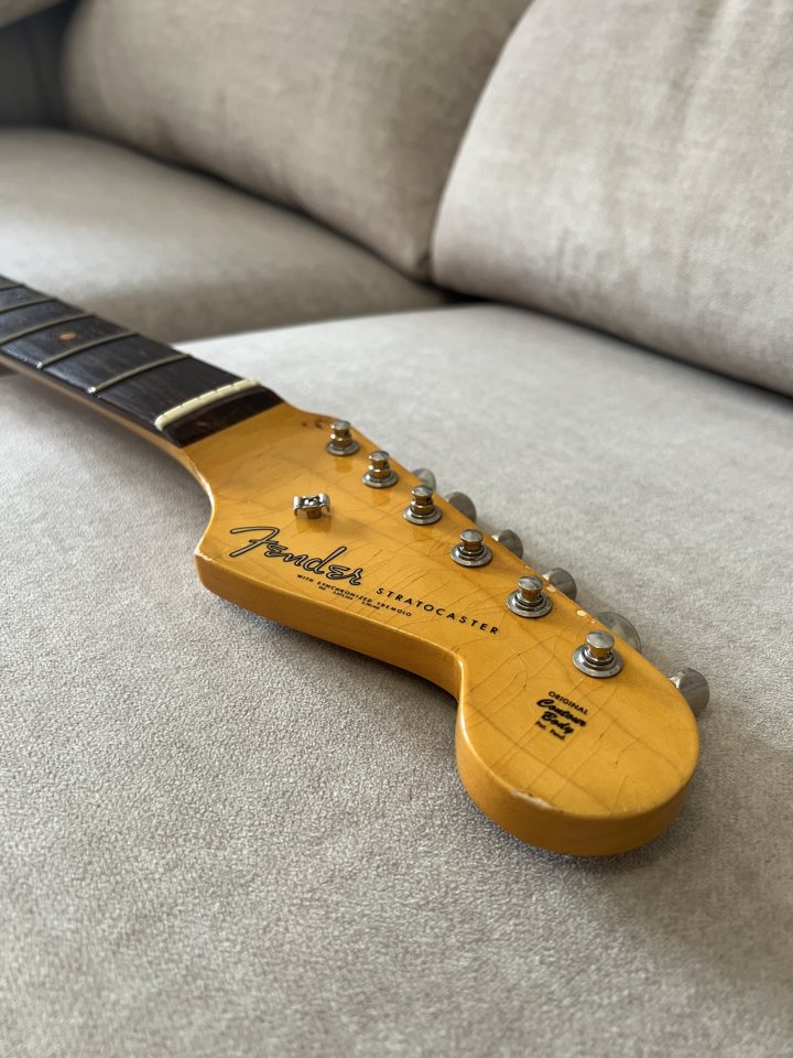 Mástil Fender Stratocaster AV II '61 de segunda mano · Foto 1 de 10 · Zamora · 600 €