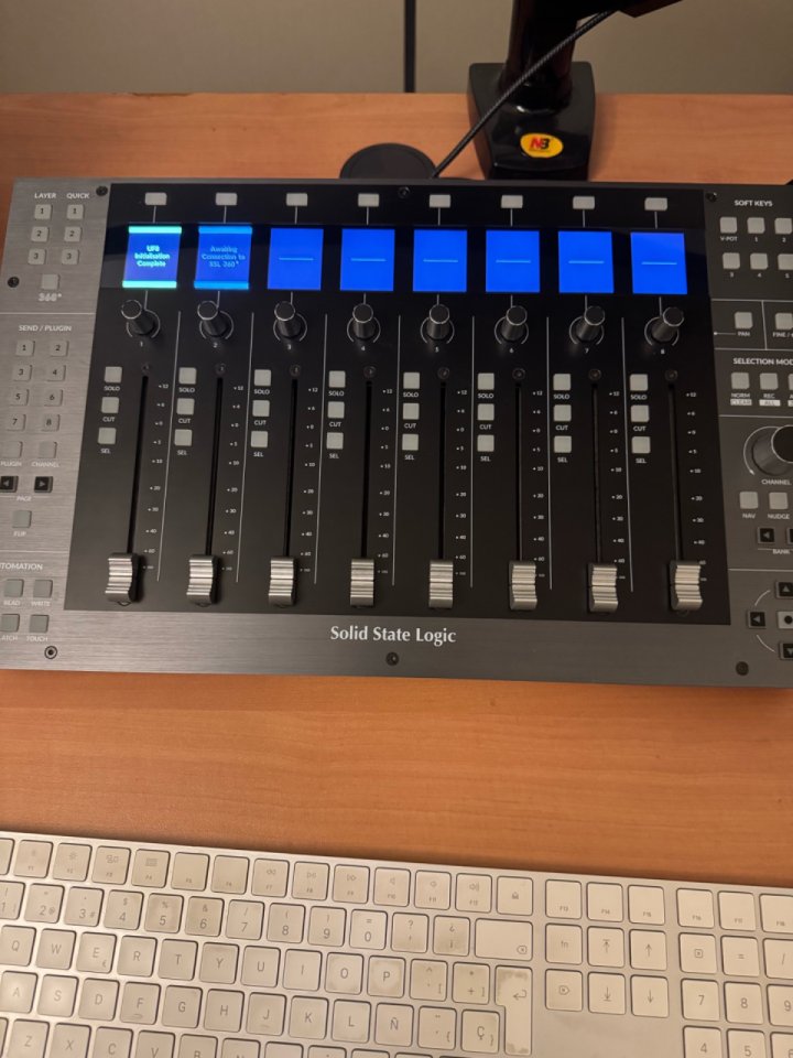 Controladora SSL UF8