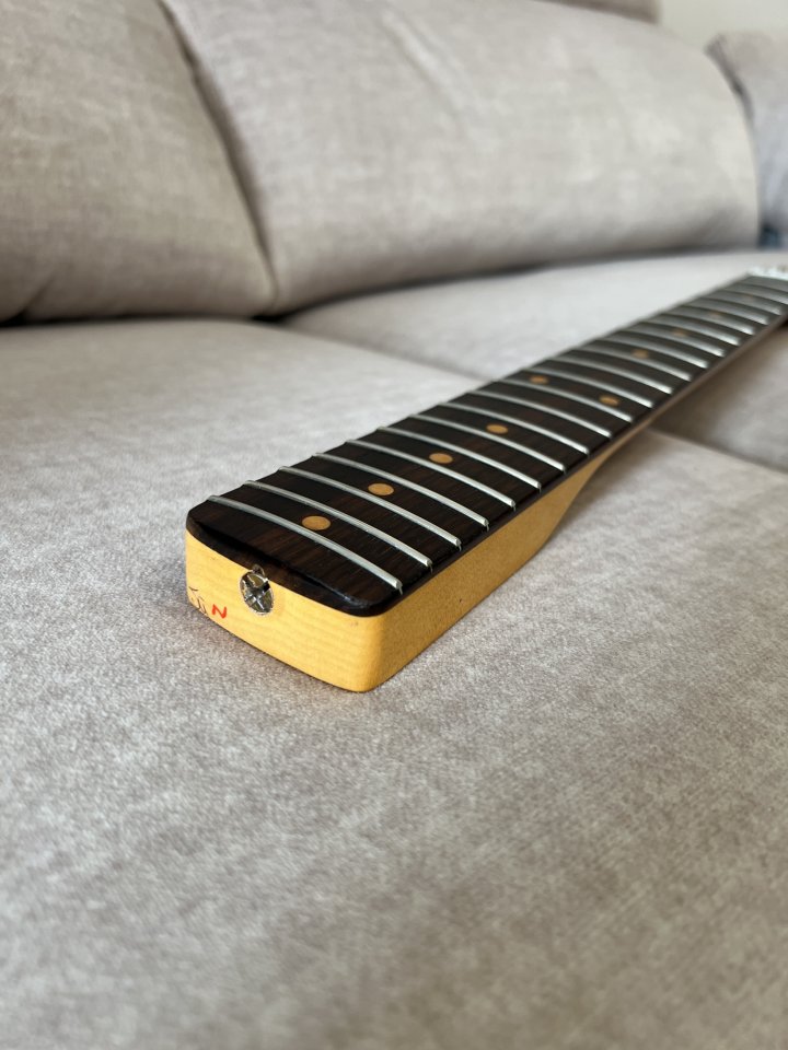 Mástil Fender Stratocaster AV II '61 de segunda mano · Foto 3 de 10 · Zamora · 600 €