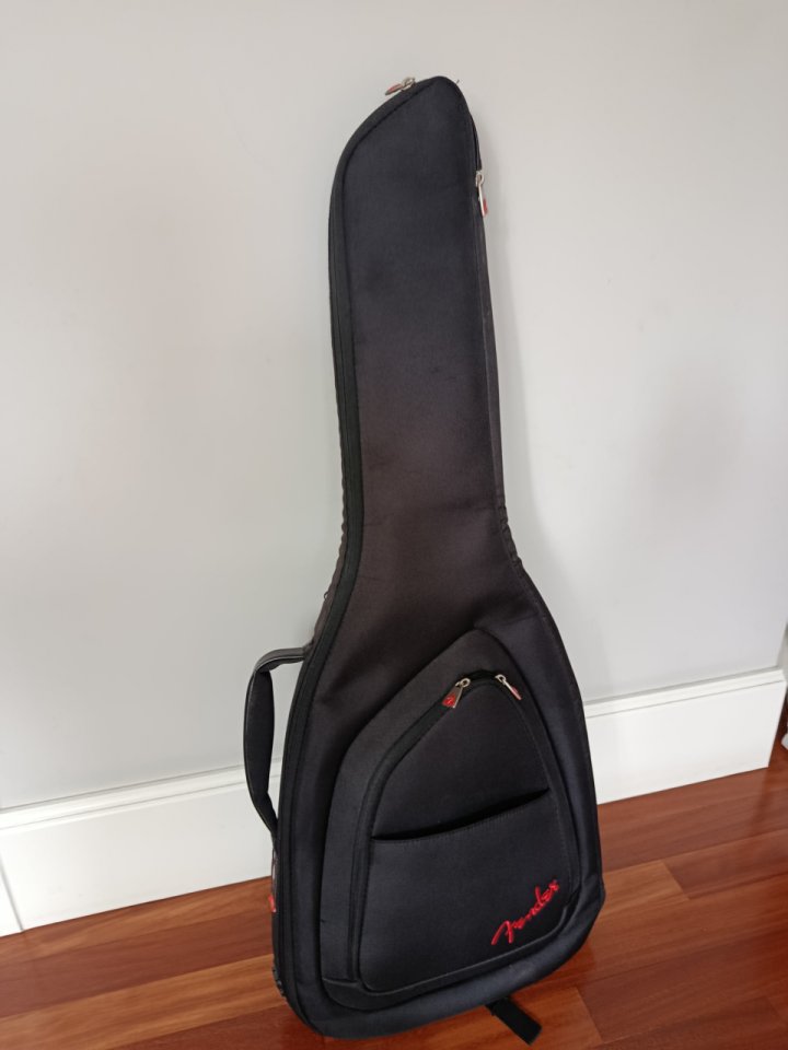 Fender American Performer Stratocaster HSS de segunda mano · Foto 8 de 8 · Bizkaia · 950 €
